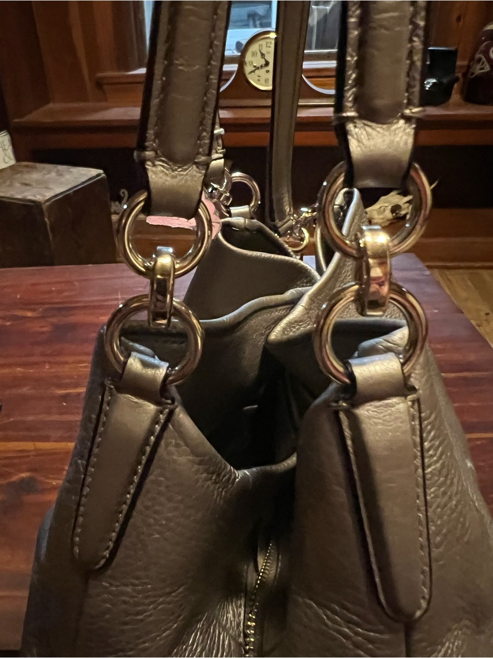 Coach Metallic Gold Leather Shoulder Bag - Picture 4 of 8